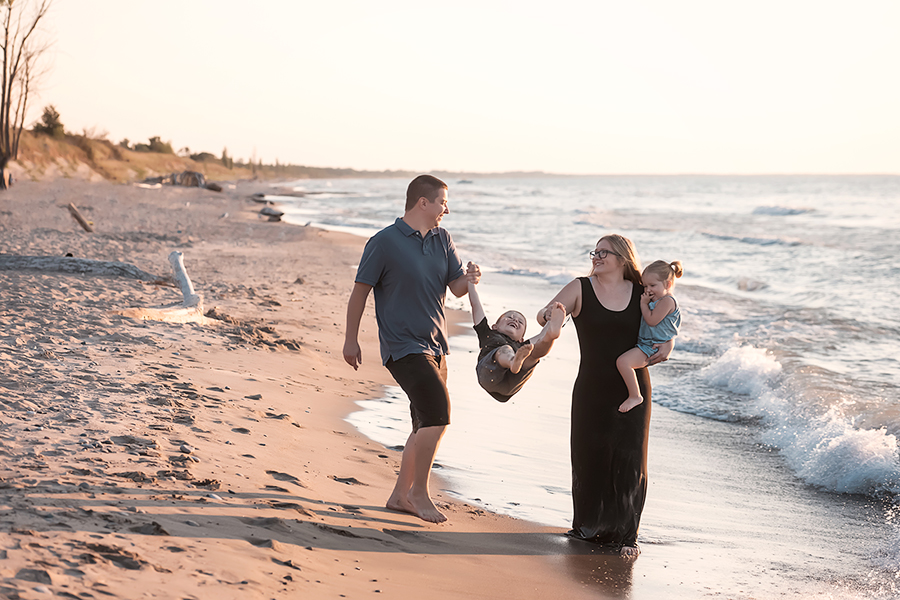 family photographers in grand bend ontario