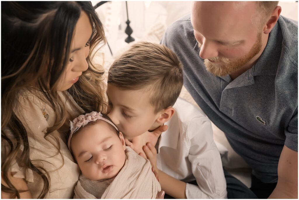 newborn photographer in london ontario