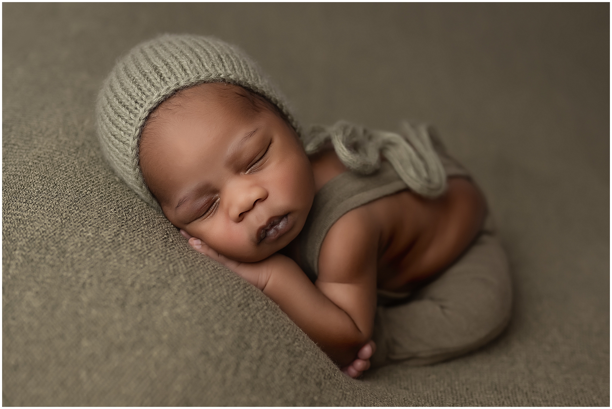 newborn photographers in london ontario