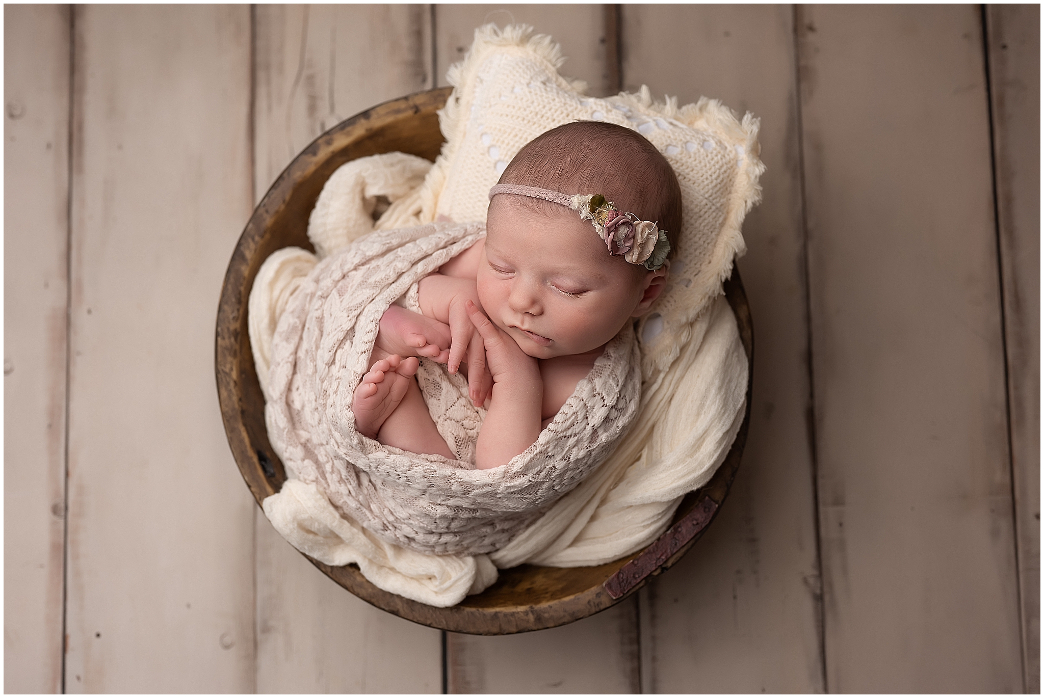 award winning newborn photographers in london ontario