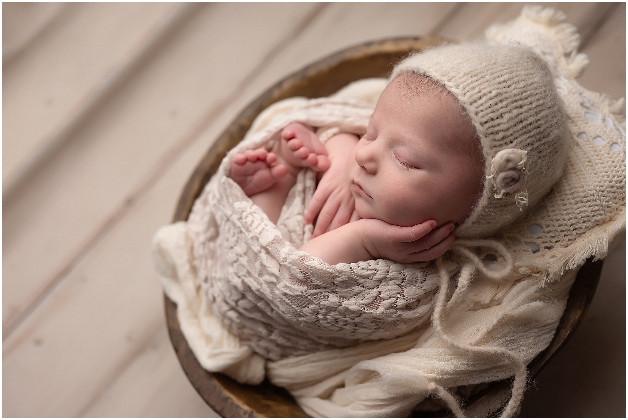 certified newborn photographers in london ontario