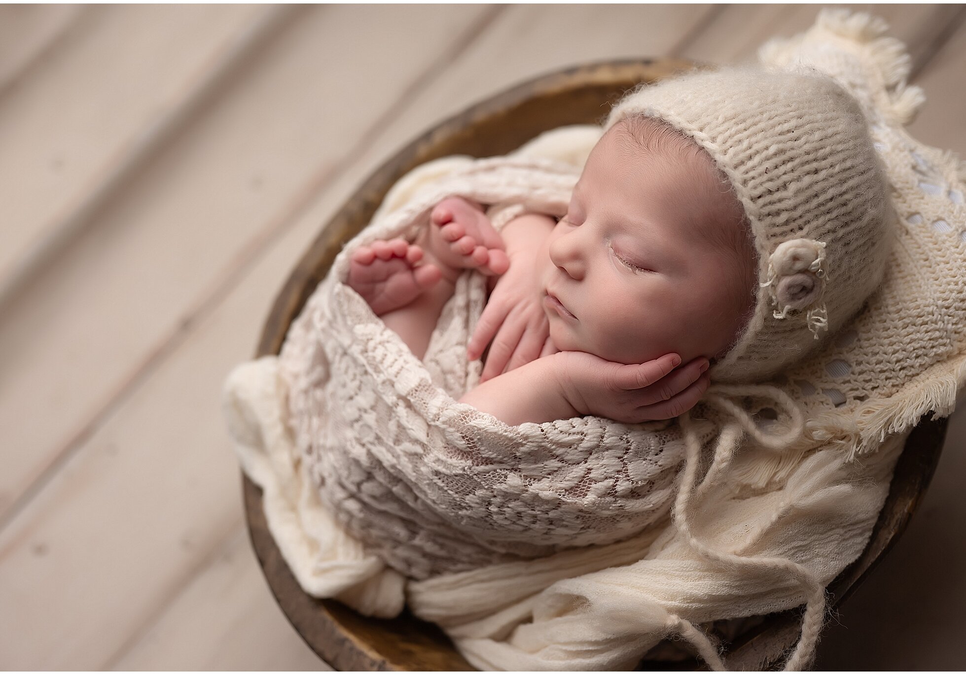 certified newborn photographers in london ontario